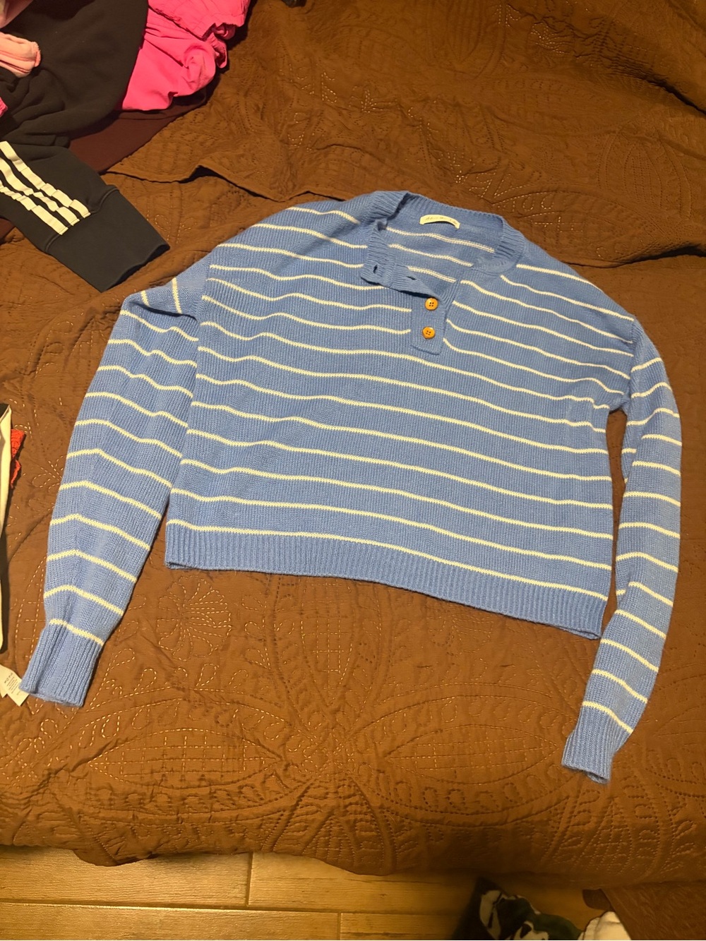 active usa light sweater